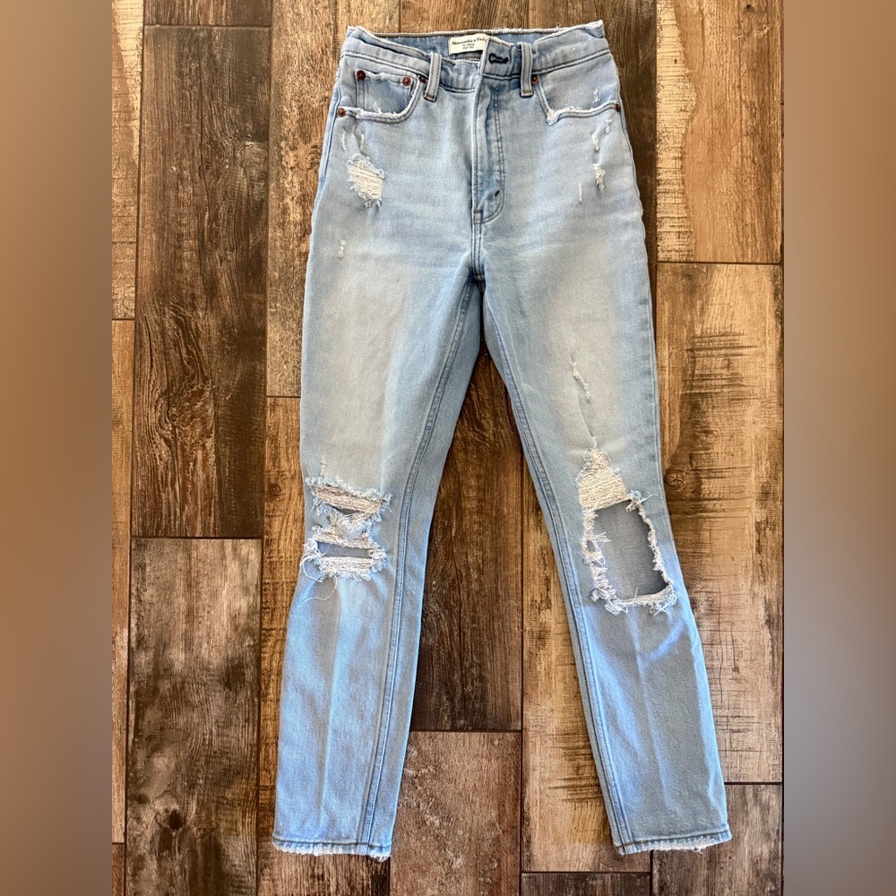 Abercrombie & Fitch The Skinny Hi-Rise Jeans Size 25/0